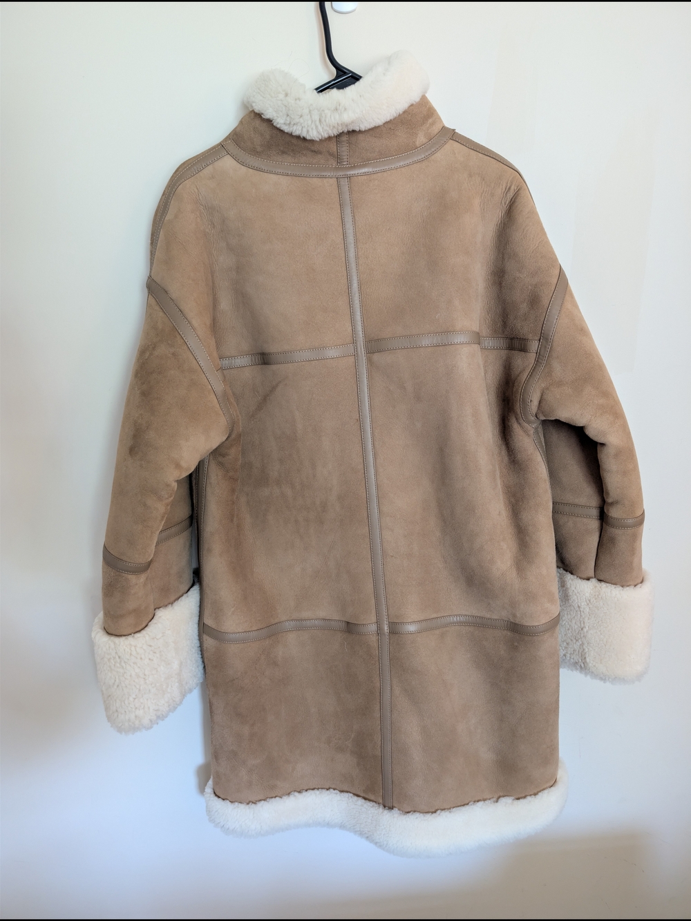 QUINCE 100% Shearling Long Coat Fawn Off-White Medium NWOT Genuine Leather - Picture 3 of 8